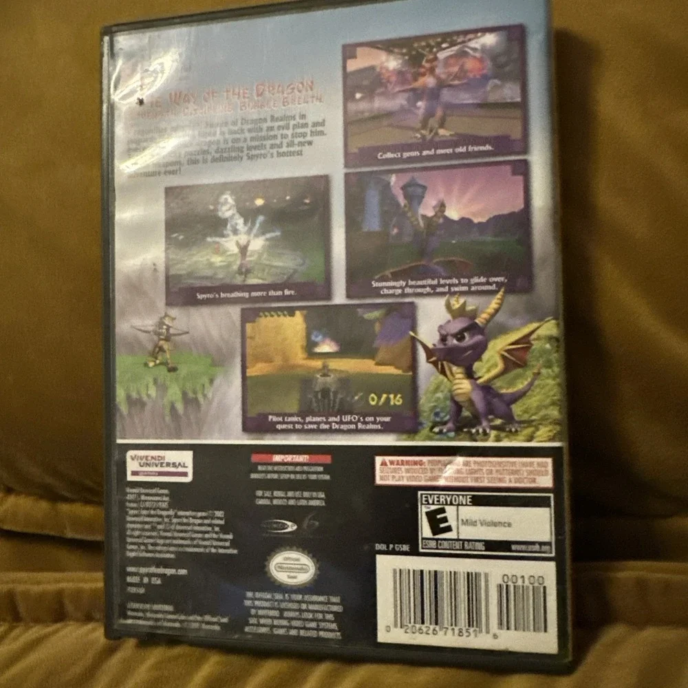 Spyro Enter the Dragonfly Players Choice Nintendo GameCube